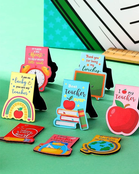 Magnetic bookmark